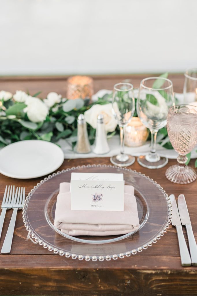 Reception dinner table place setting